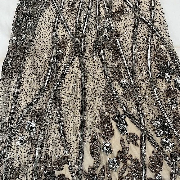 MAC DUGGAL Embellished Sleeveless Plunge Neck Low Back Gown Silver 5517 NWT - Picture 11 of 14